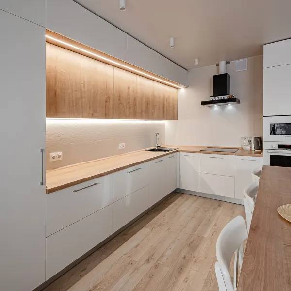 Угловая кухня с островом — заказать в Минске