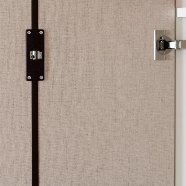 Шкаф со складными дверями — заказать в Минске