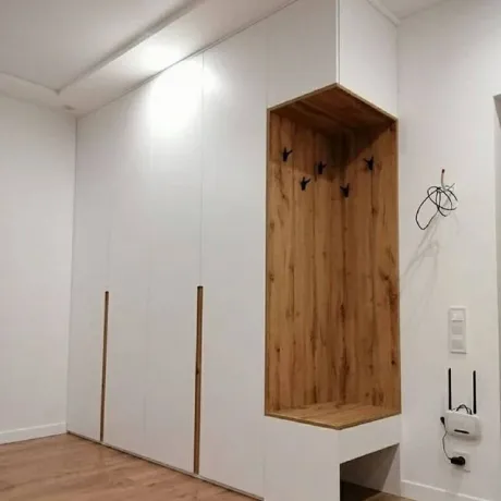 Прихожая из МДФ в белом цвете