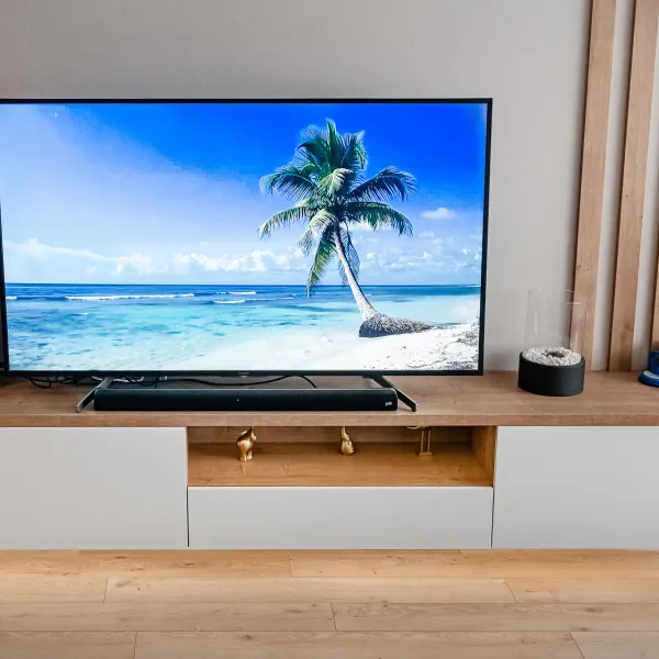 Подвесная консоль для TV — заказать в Минске